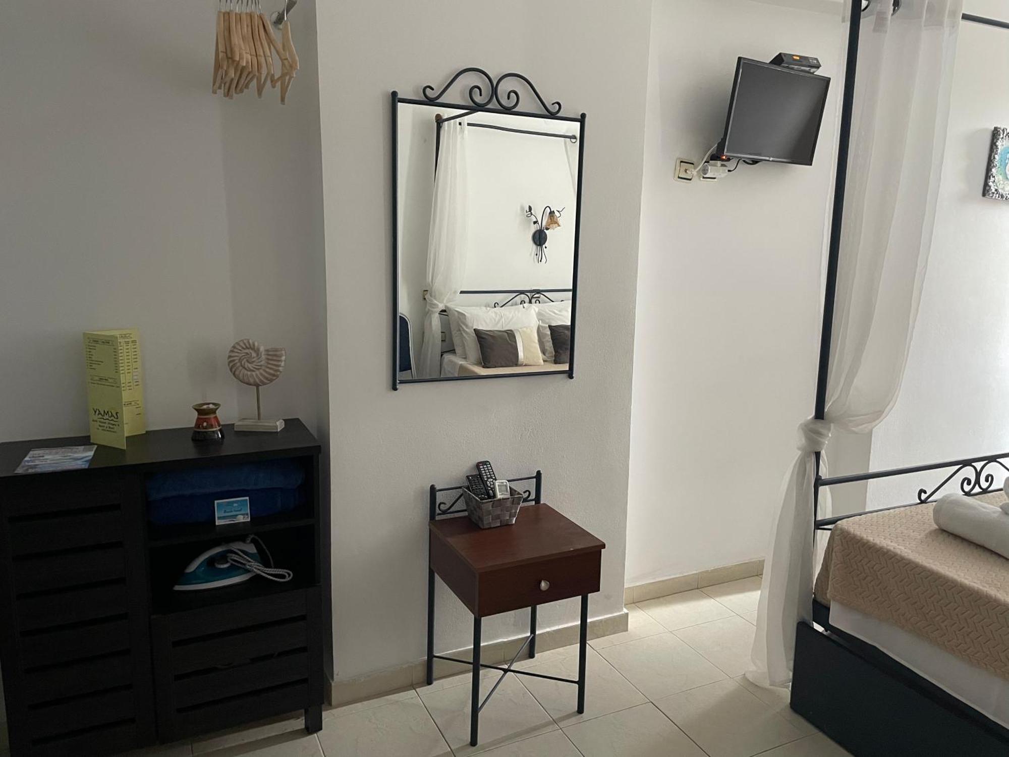 Anastasia Studios, Apartments & Suites Arhángelosz Kültér fotó